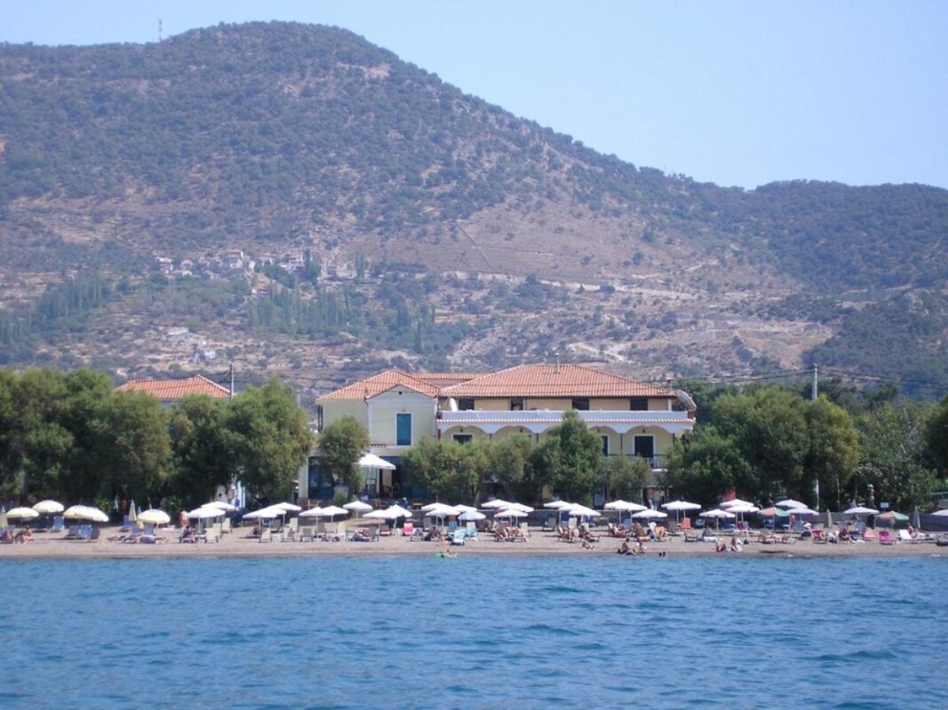 Grčija - lezbos - petra 