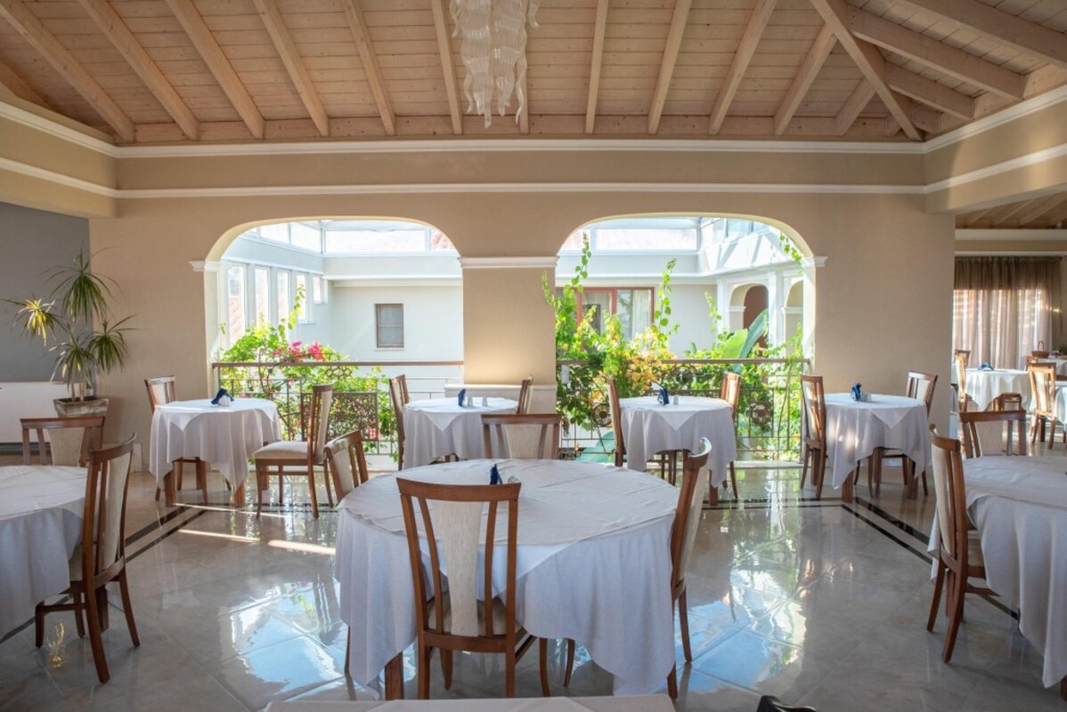 Grčija - lezbos - petra 