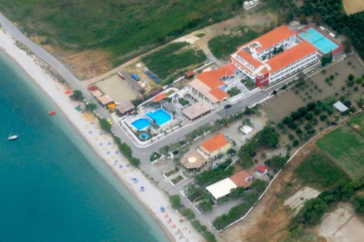 Hotel Zefiros Beach ***