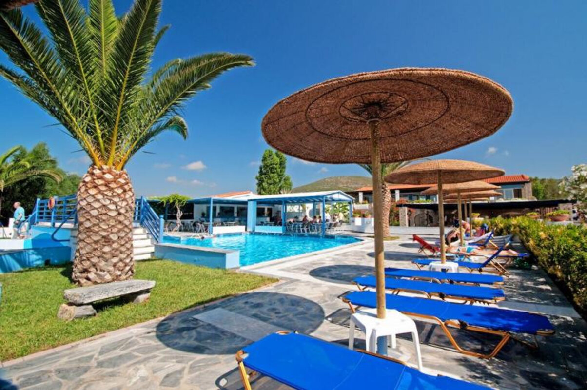 Hotel Zefiros Beach ***