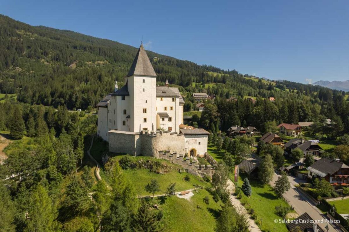Grad Mauterndorf in soteska Liechtenstein