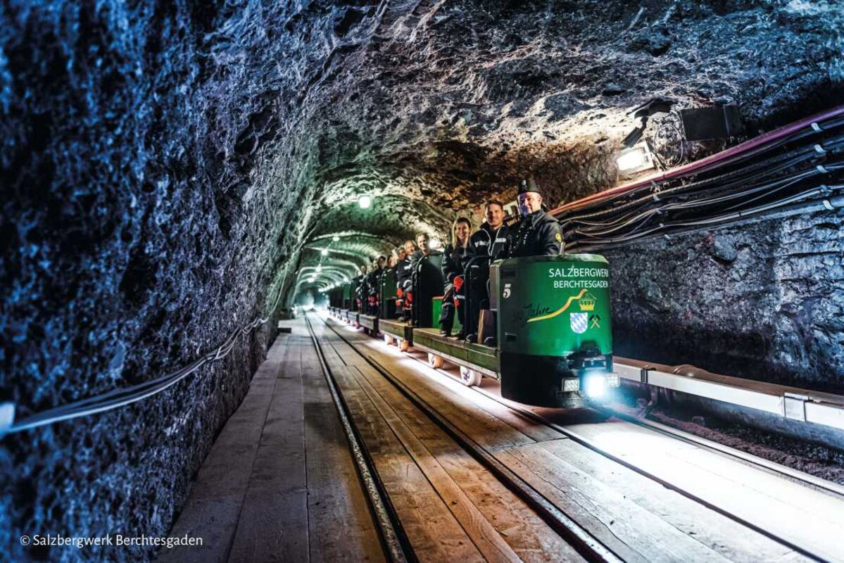Orlovo gnezdo in Kraljevo jezero
