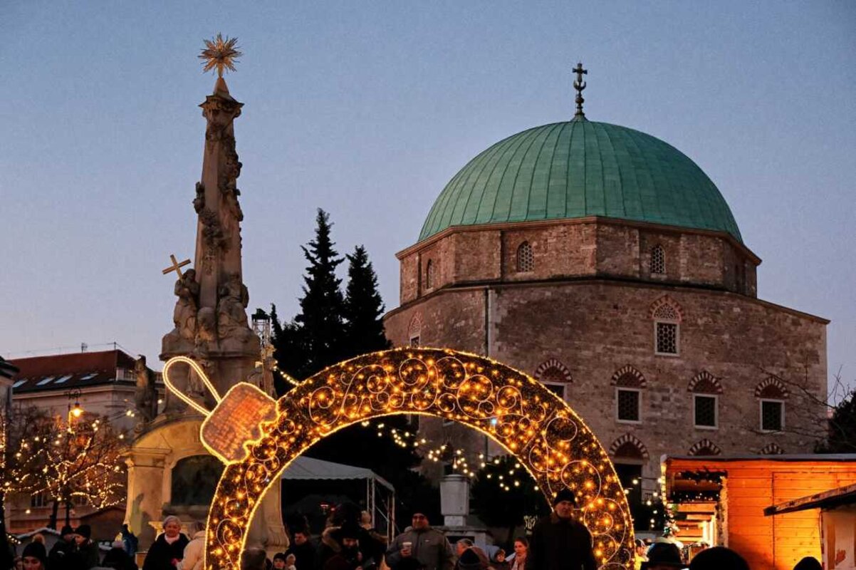 Pécs v predpraznični podobi in Kaposvár