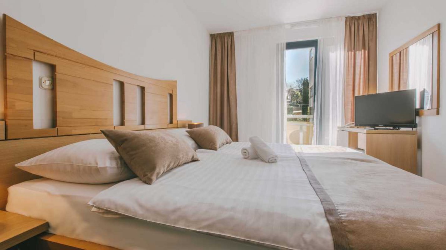 Otok Krk: Njivice - Kvarner