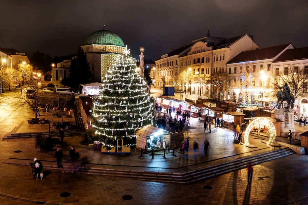 Predbožični Pecs in Kaposvar