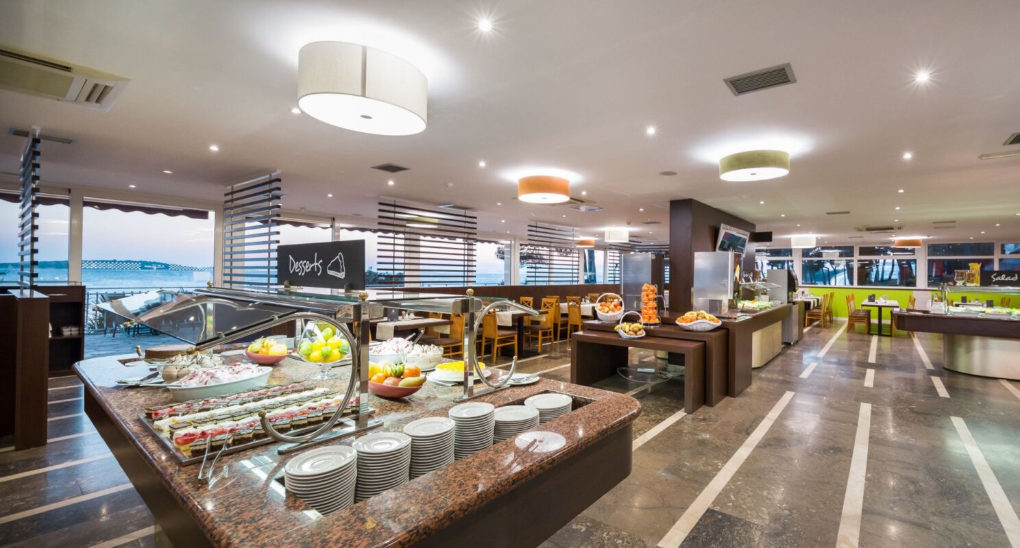 Zaključek poletja s Poskočnimi Muzikanti in klapo Mirakul