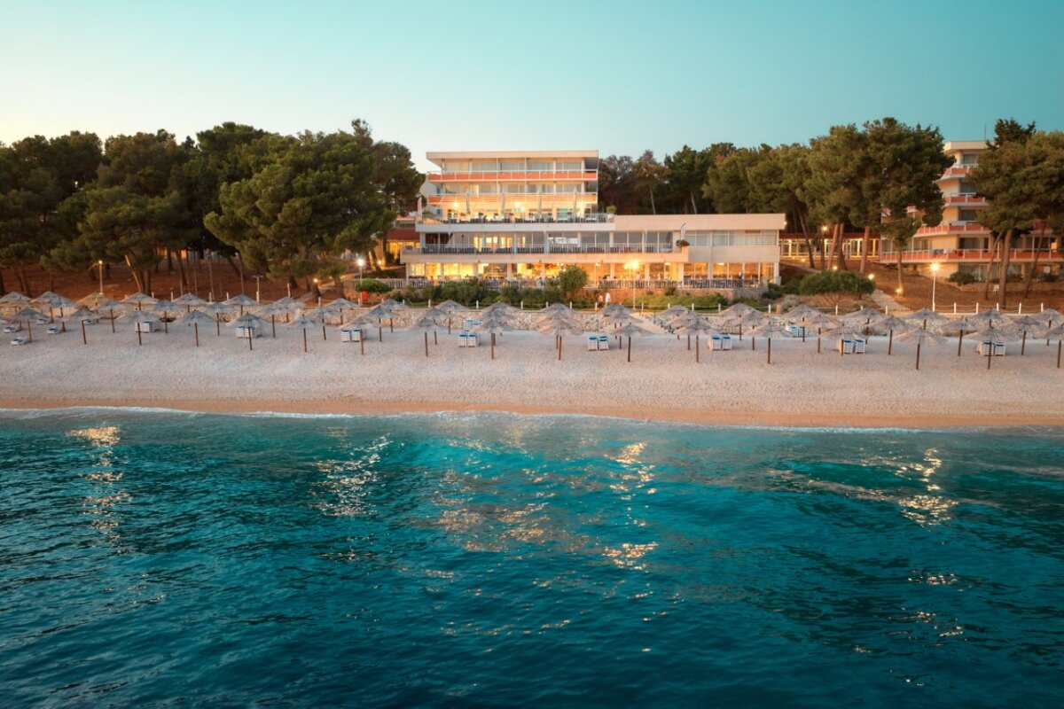 Zaključek poletja s Poskočnimi Muzikanti in klapo Mirakul