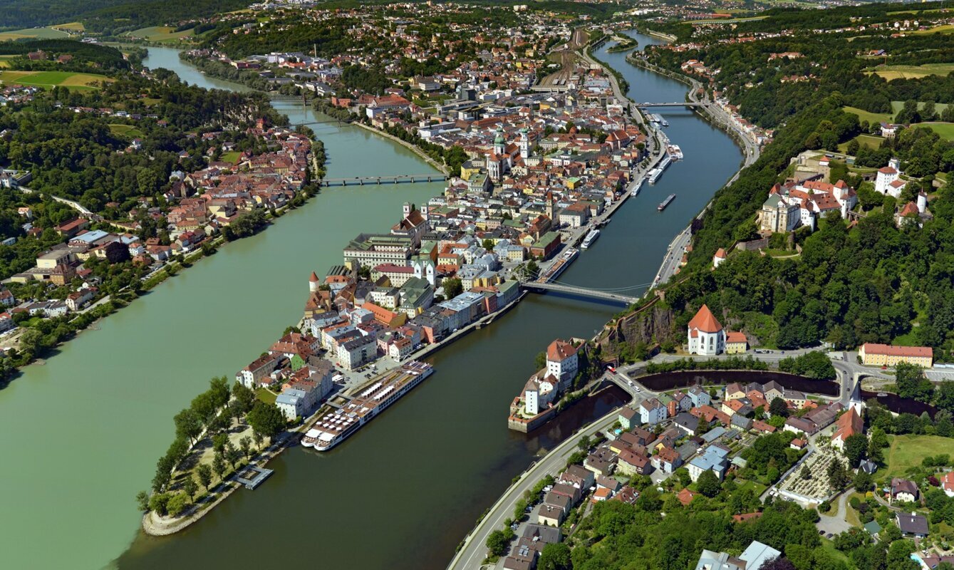 Predbožični Nürnberg in Passau
