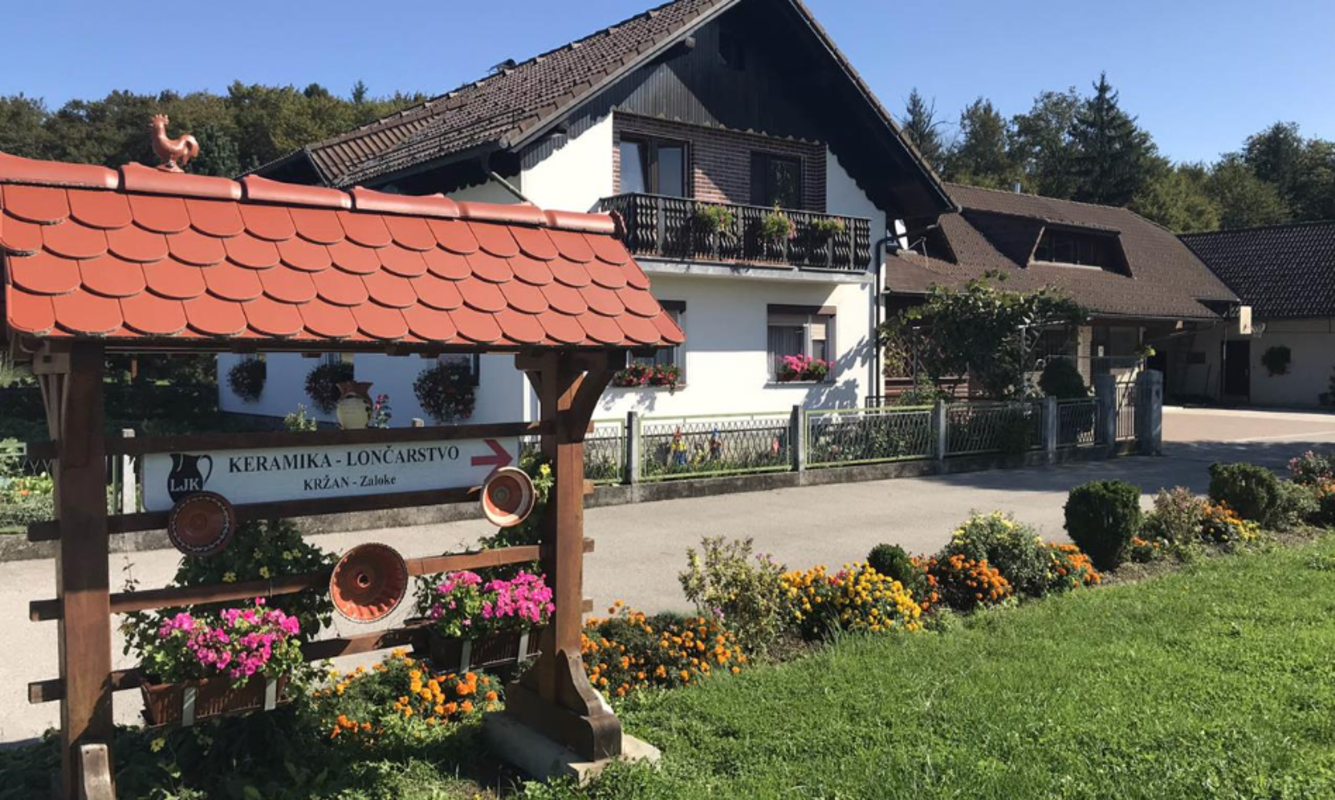 Dan žena v Posavju - čokoladno vino in grad Rajhenburg