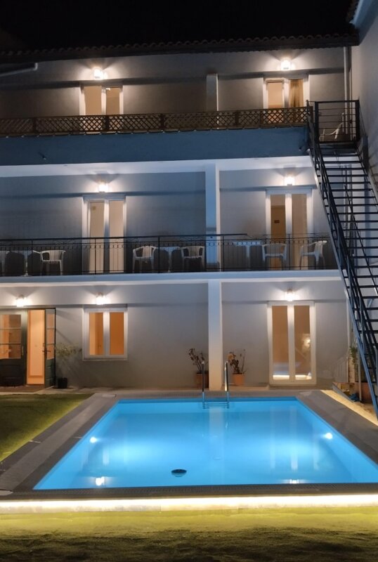 Grčija - lezbos - petra 